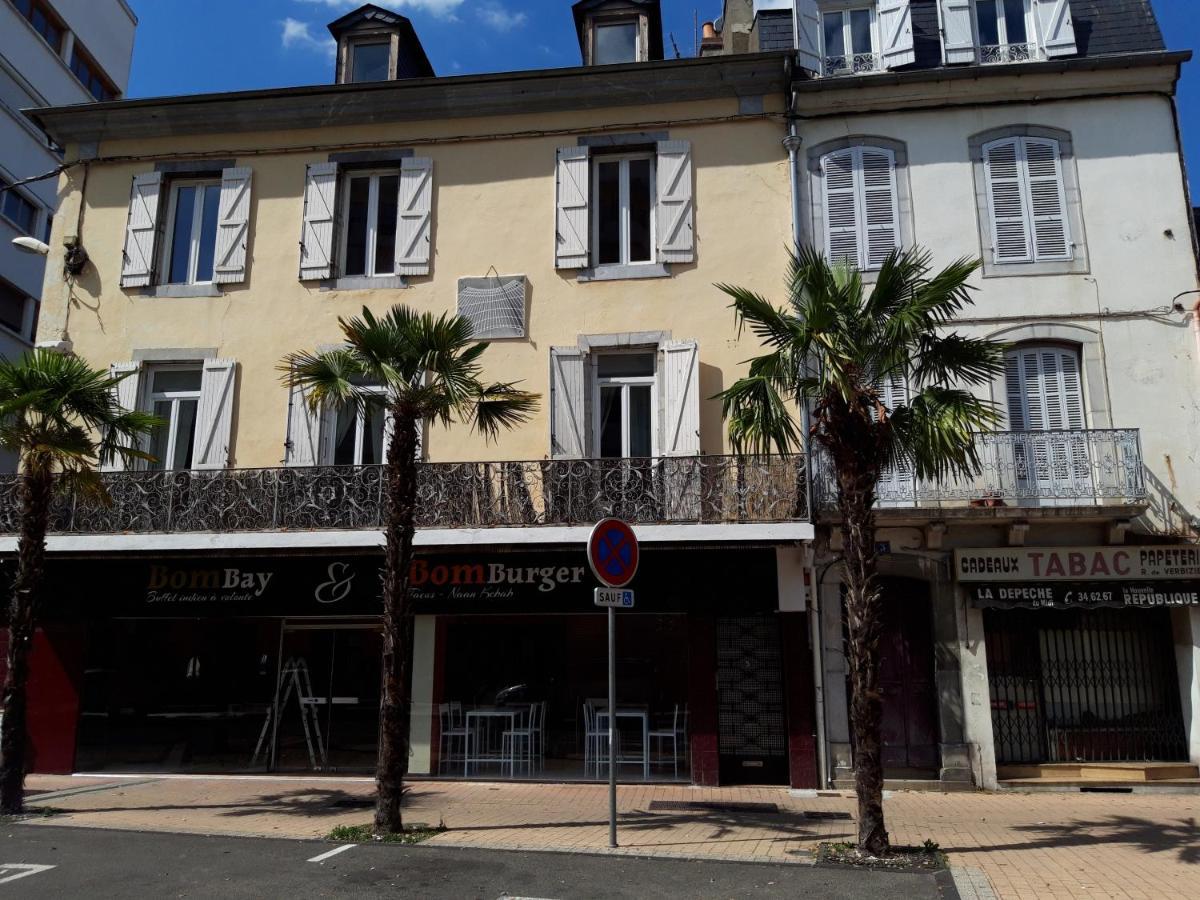 Appartement Hypercentre Tarbes - 2 Grandes Chambres Exterior foto